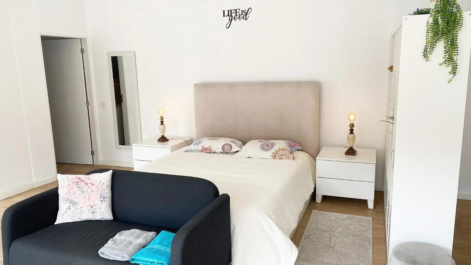 Machico Flat Center Near Beach W Parking 0*, Machico (Madeira)
